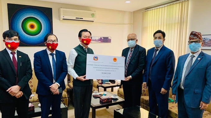 Vietnam supports Nepal to control COVID-19 pandemic